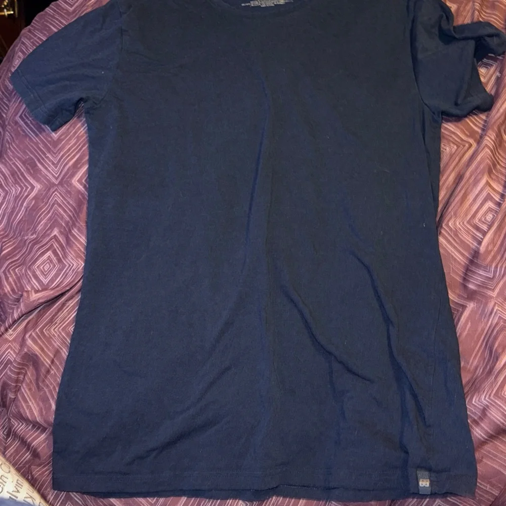 Men’s Basic Tee Bundle - Picture 5 of 6